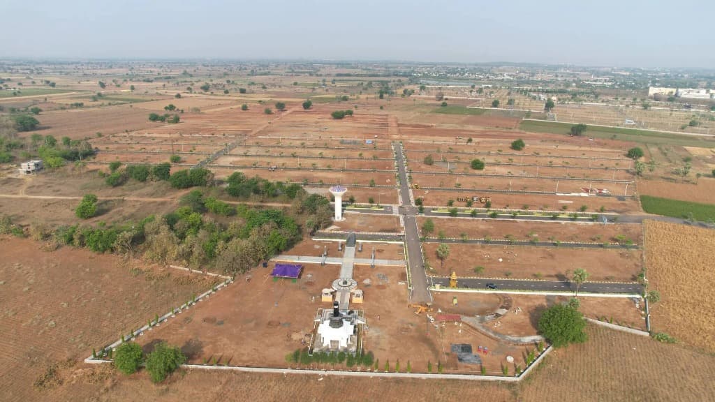 IndoQatar Real Estate - Premium Plots and Villas in Hyderabad and Khammam - View 3
